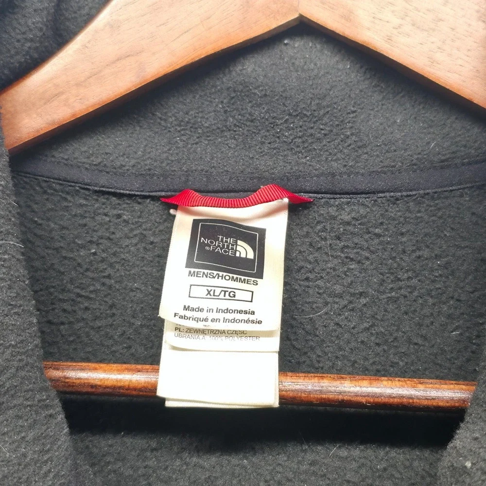 The North Face zip size
